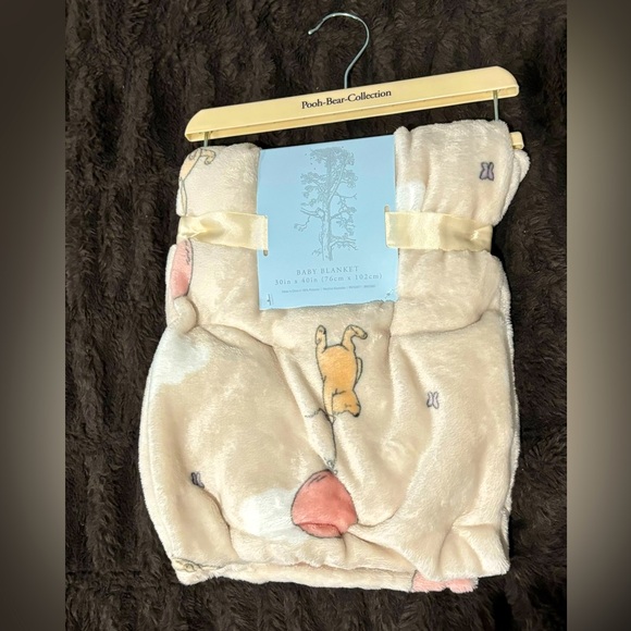 Classic Winnie the Pooh Baby Blanket - NWT!!! - Picture 1 of 2